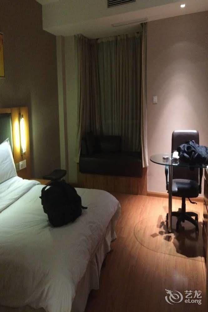 Ji Hotel Shanghai Jingan Temple Kangding Road Екстериор снимка